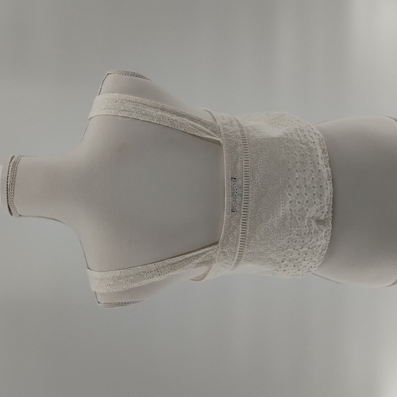 Kendall & Kylie eyelet crop top white ivory size medium button front w tie - Picture 6 of 10